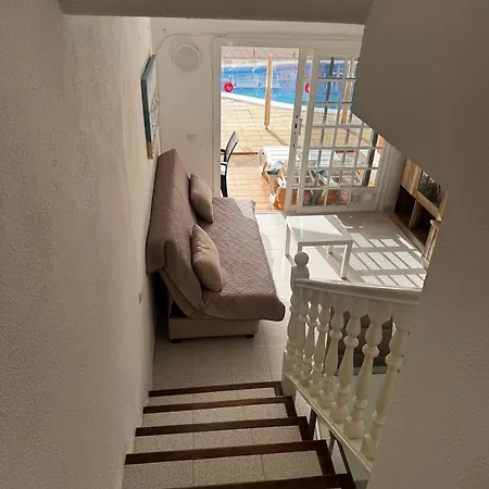 Casa Bougainville 아파트